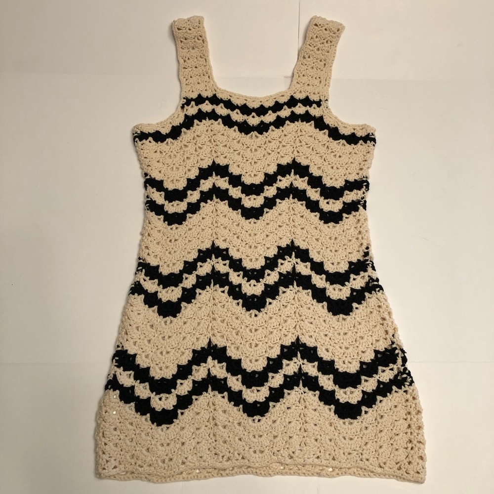 VICI Crochet Zigzag Pattern mini Dress medium black cream vacation swim beach - Picture 10 of 10